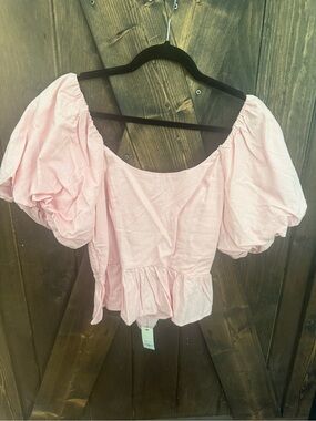 Francesca's Collections Light Pink Puff Sleeve Peplum Top